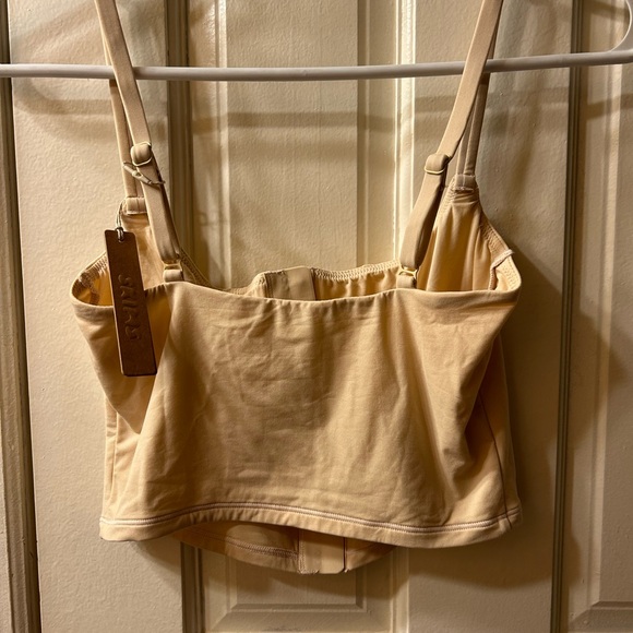 SKIMS  FITS EVERYBODY ADAPTIVE CAMI NWT - Picture 3 of 5